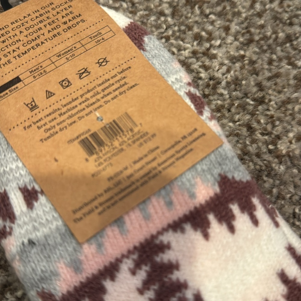 Cozy cabin socks, infused with aloe - Picture 3 of 3